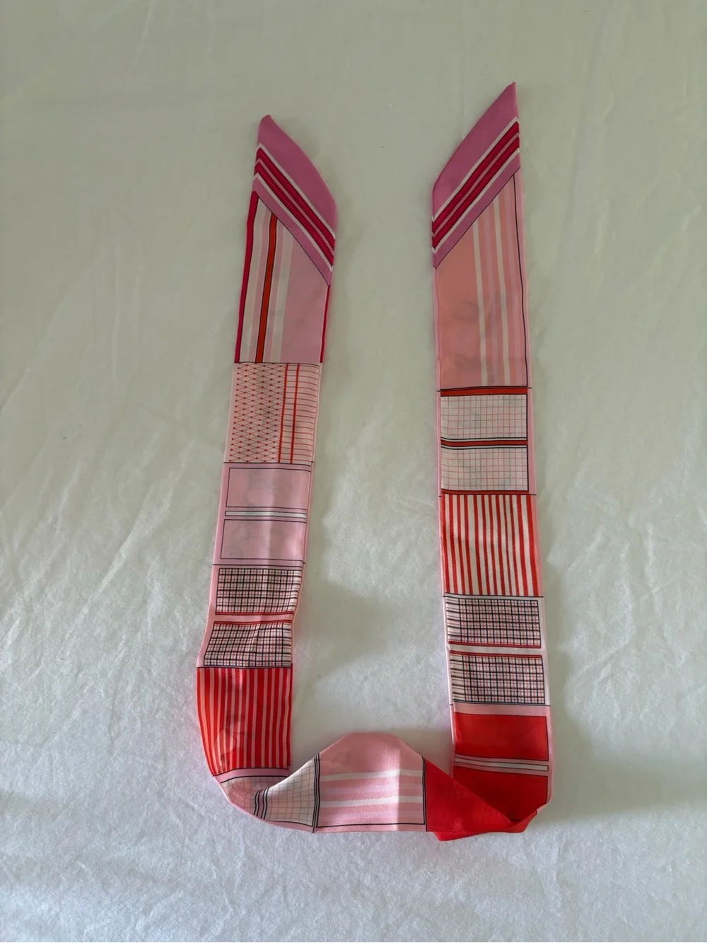 Amazon Pink and Red Horse Motif Skinny Scarf